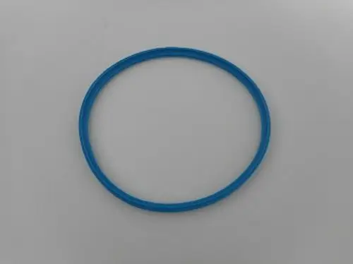 Blaue Silikondichtung in kreisförmiger Form, geeignet für Abgasrohre. Das Produkt könnte von der Marke Remeha stammen.